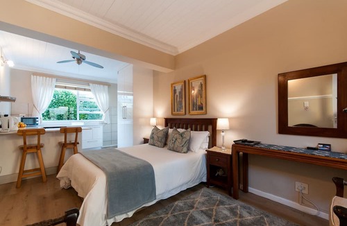 Summerstrand House | Margate Place Guesthouse
