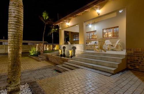 St. Lucia House | St Lucia Livingston Lodge