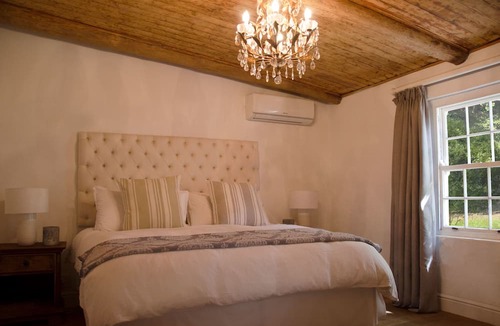 Cape Winelands Hotel | La Paris Estate