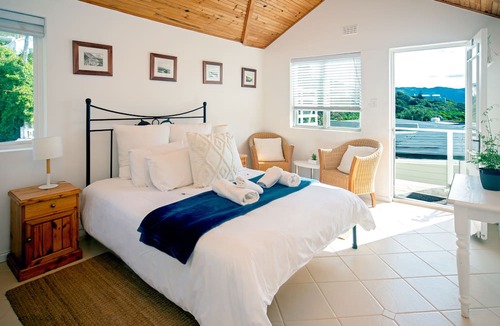 Simon's Town House | Boulders Beach Hotel and Restaurant