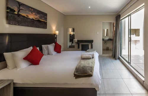 Pofadder Hotel | Pofadder Inn by Country Hotels