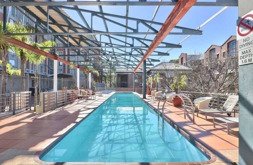 Cape Town City Centre Hotel | Chic Loft In The Heart Of Cape Town