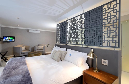 Sunset Beach House | Grand Blue D