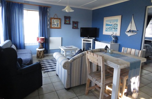 Old Place Apartment | Footprints of Knysna