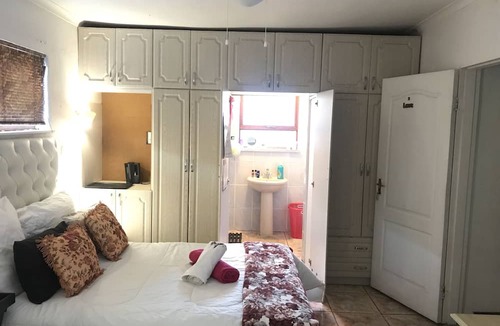 Eikenbosch Bed & Breakfast | Turningpoint Bed & Breakfast