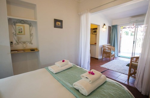 Worcester House | Damas