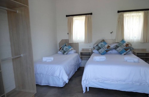 Still Bay Bed & Breakfast | Myrtles Retreat