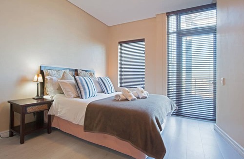 Bloubergstrand Apartment | Seaside Village B24 by CTHA