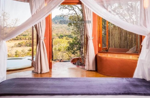 Makhado Cabin | Leshiba Wilderness