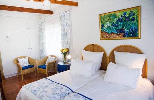 Pinelands Bed & Breakfast | Howard's End Manor