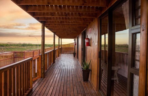 Upington House | Kalahari Lion's Rest