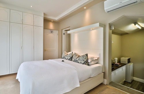 Voelklip Hotel | Hermanus Beachfront Lodge