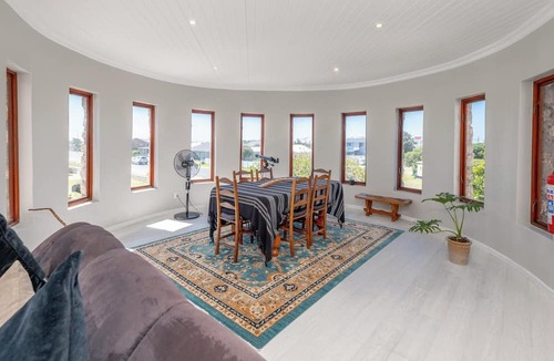 Struisbaai House | Stonehouse on Main