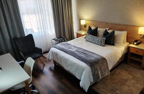 Humewood House | Bishops Lodge