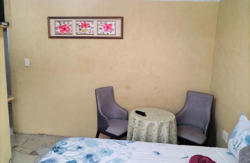 Phuthaditjhaba Bed & Breakfast | Lethabo Mountain View Guest House Cheap