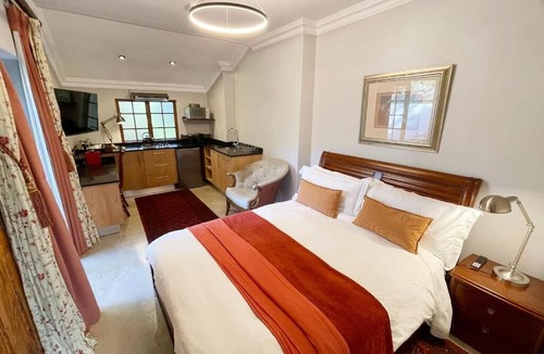 Nieuw Muckleneuk Hotel | Village Ridge Stays