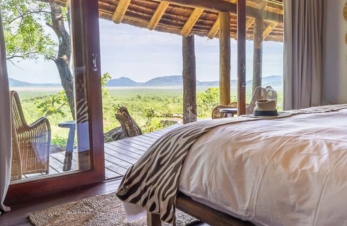 Madikwe Game Reserve Cabin | Buffalo Ridge Safari Lodge