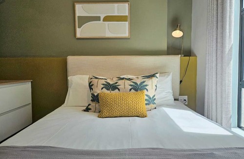 Sea Point Hotel | FOUR on O - Fluent Serviced Apartments