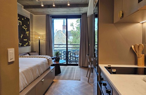 Sea Point Hotel | ONE46 on M - Fluent Serviced Apartments