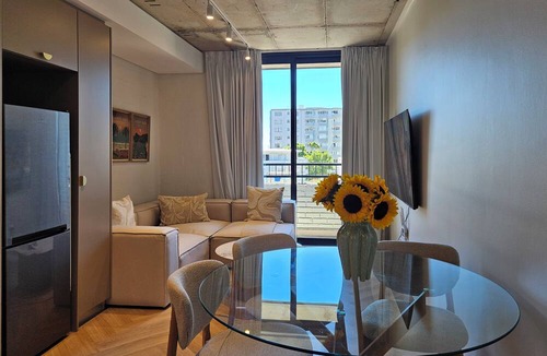 Sea Point Hotel | ONE46 on M - Fluent Serviced Apartments