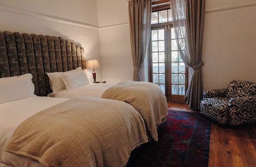 Ladismith Bed & Breakfast | Volstruis Paleis