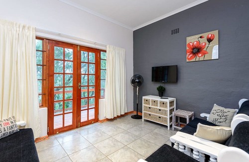 Port Edward House | Zesty Guesthouse
