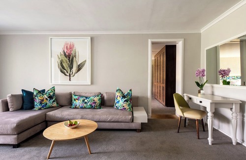 Franschhoek Hotel | Mont Rochelle Hotel & Vineyard
