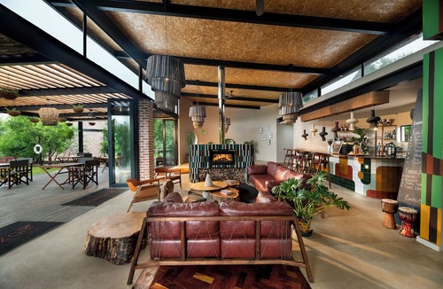 Moses Kotane Cabin | Dzombo Camp
