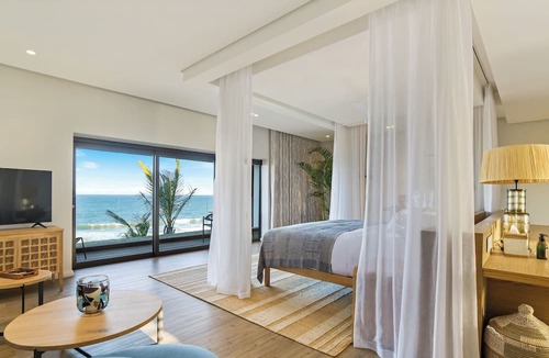 Shaka's Rock Hotel | Sala Beach House