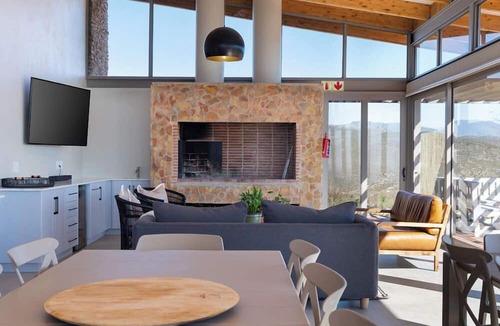 Bonnievale Cabin | Goats Window Luxury Safari Lodge Self-Catering Collection