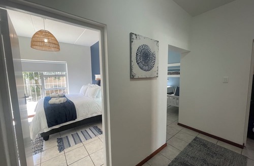 Kleinmond House | Footprints in Kleinmond
