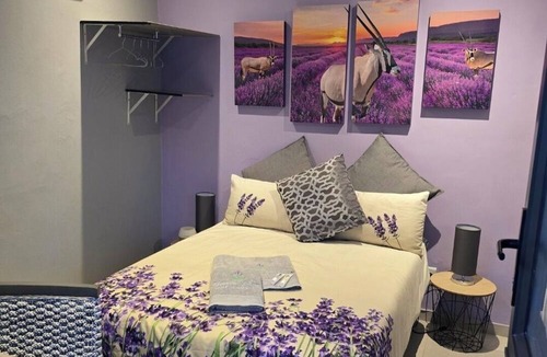Kathu House | Flower Lane Guesthouse