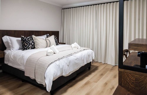 Paarl Bed & Breakfast | Skinkikofi Guest House