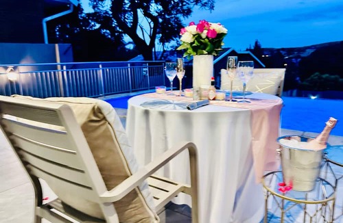 Greater Johannesburg Metropolitan Area House | H & H Boutique and Spa