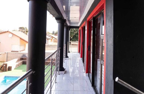 Westonaria Bed & Breakfast | Milk and Honey Westonaria