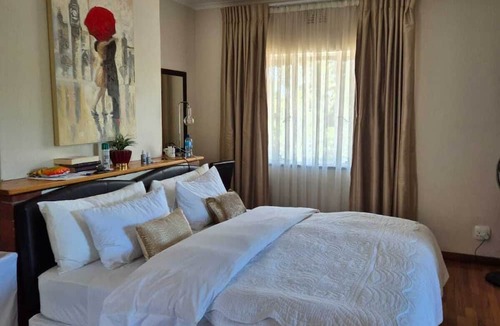 Pinelands House | Afton Safari Lodge