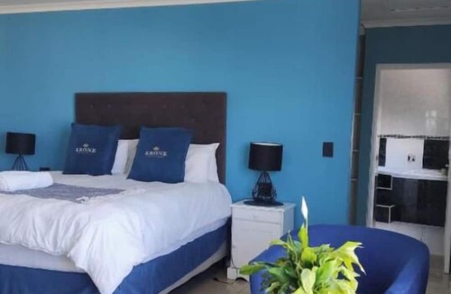 West Beach House | Imany Guesthouse