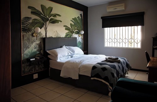 Tsantsabane House | Stay