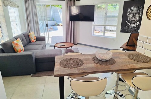 Welgemoed Apartment | Dee-ones at Witboom With Pool