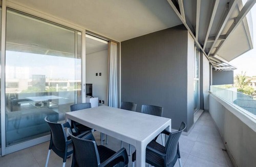 Hillhead Apartment | Pebblebeach 2 bedroom Apartment