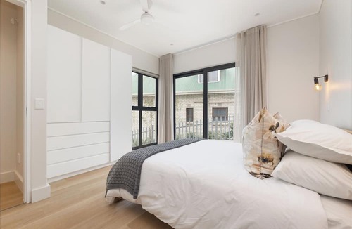 Robberg Beach Villa | Sunset Villa - top floor only - brand new home 200m from the beach