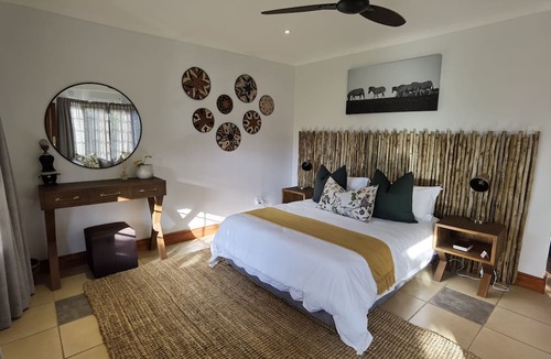 Hluhluwe Cabin | Duiker Game Lodge