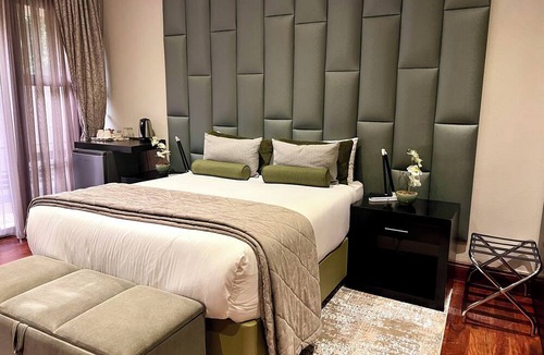 Ekurhuleni Hotel | ONE O EIGHT BOUTIQUE HOTEL