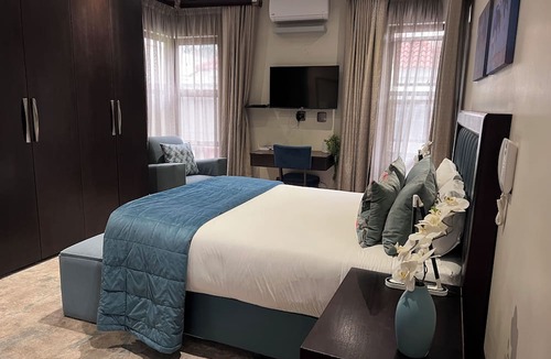 Ekurhuleni Hotel | ONE O EIGHT BOUTIQUE HOTEL