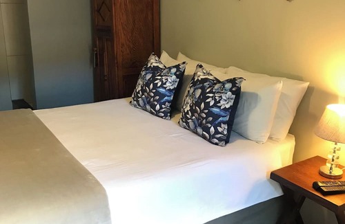 Kimberley Bed & Breakfast | 28 La Rochelle Bed & Breakfast
