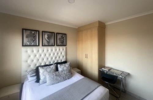Centurion Villa | "Experience Luxury,centrally located in Centurion. Pet-Friendly"