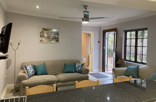 Welgemoed Bed & Breakfast | The High Street Accommodation