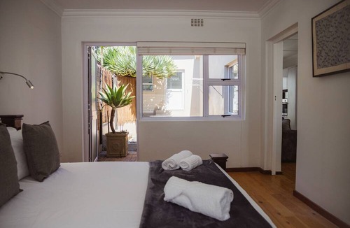 Bloubergstrand Cottage | Beachside Cottage