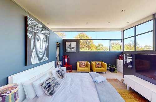 Redhill Villa | Extraordinary Villa in Cape Town. Perfect for a group trip or large family