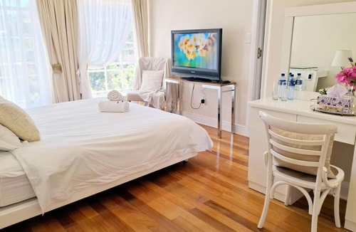 Constantia Hotel | Akamah Estate